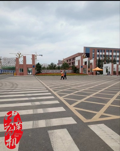 云南理工职业学院︰设备安装调试